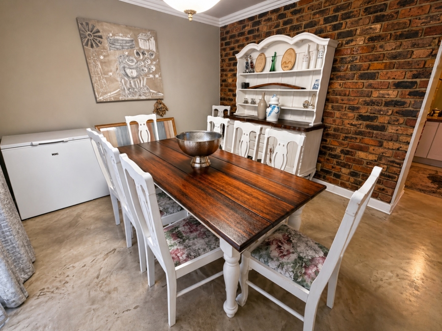 5 Bedroom Property for Sale in Vaalpark Free State